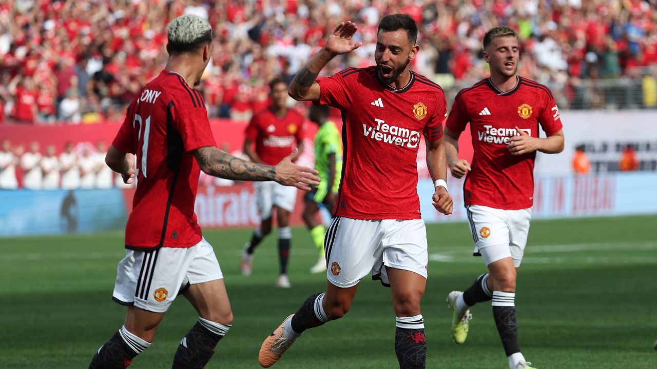 Manchester United takeover has stalled in recent weeks       Source: CNN