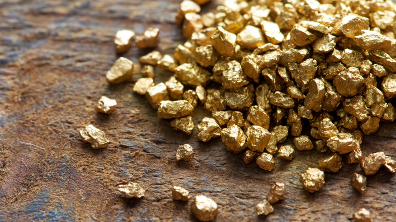 gold_nuggets,_sized_566af00ac6d32