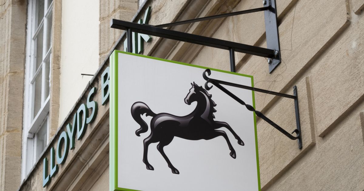 Lloyds AGM crashed by pro-Palestinian and climate protestors - Vimarsana News