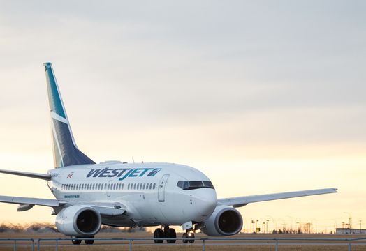 WestJet Airlines - WestJet cancels flights in preparation for maintenance workers strike