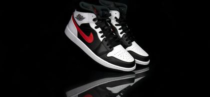 Nike bounces on change of chief executive NYSE NKE ETR NKE