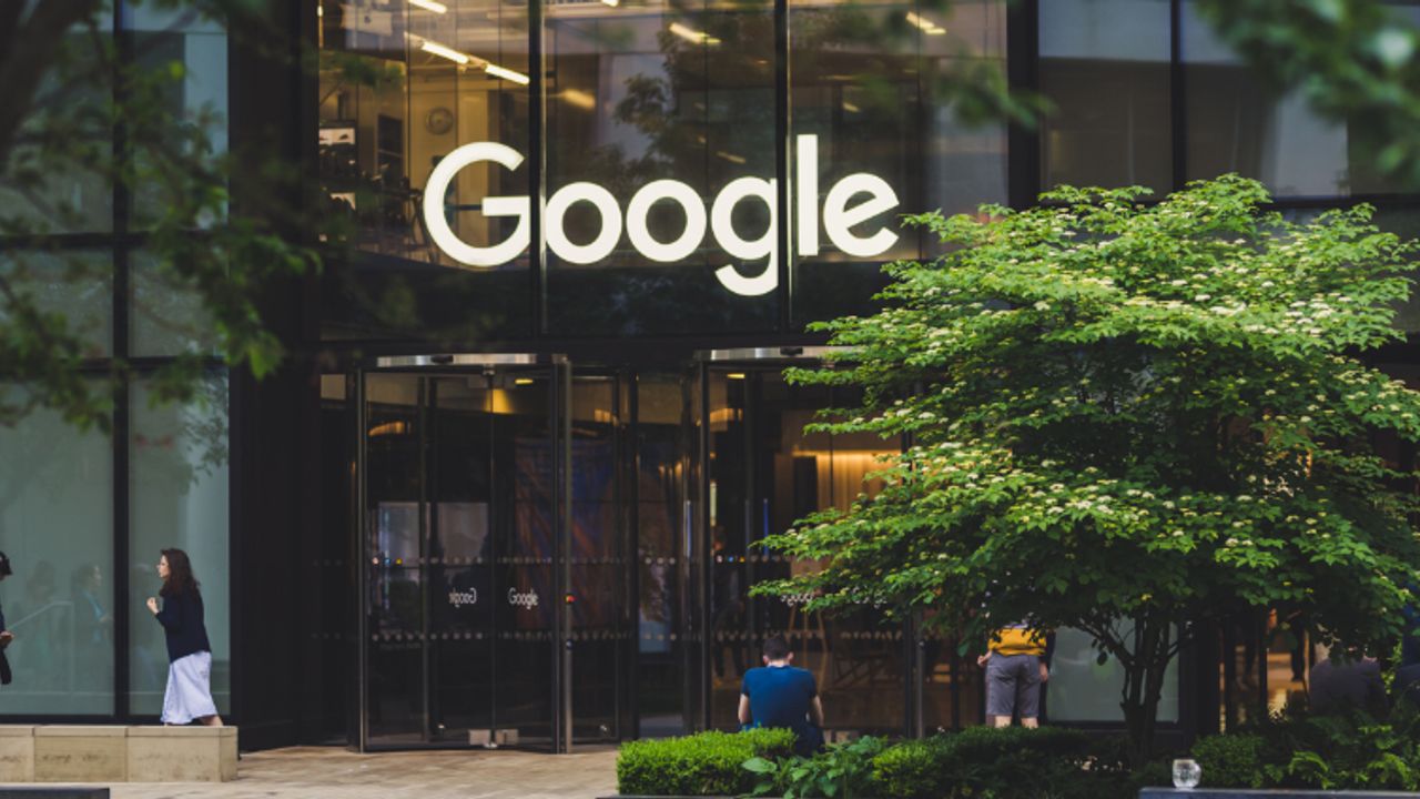 Alphabet Inc - 