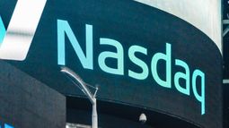 Bitcoin ETFs hit the market with a bang &mdash; Crypto Roundup