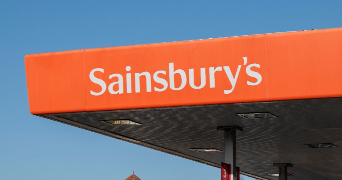 Sainsbury's plans phased withdrawal from core banking services LSESBRY