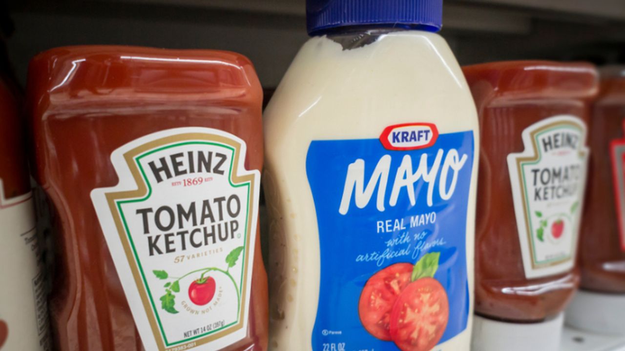 Kraft Heinz Co - Kraft Heinz shares fall on weaker-than-expected 4Q sales &nbsp;&nbsp;
