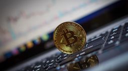 Grayscale ETF Sees Blistering February Performance Amid Bitcoin Surge