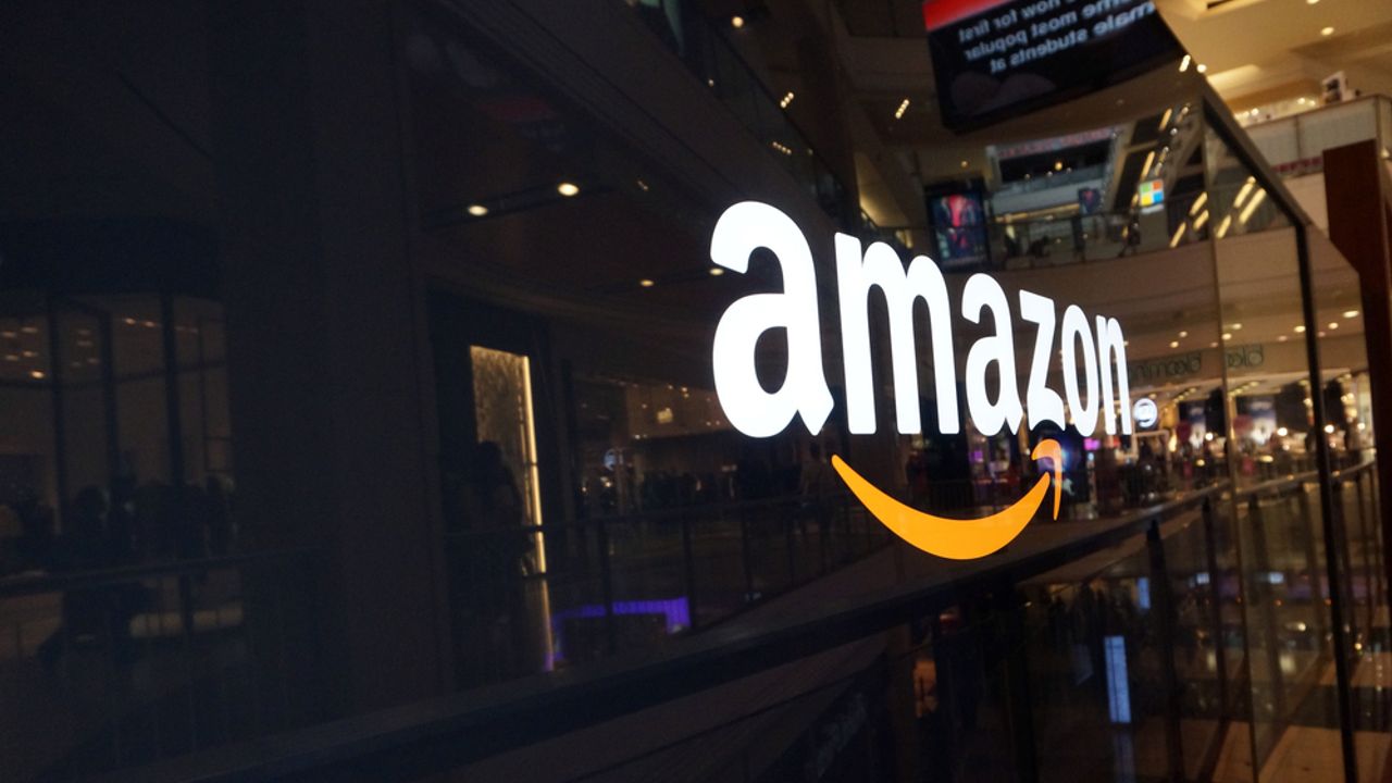 Amazon benefits from stellar Astera Labs debut | NASDAQ:AMZN