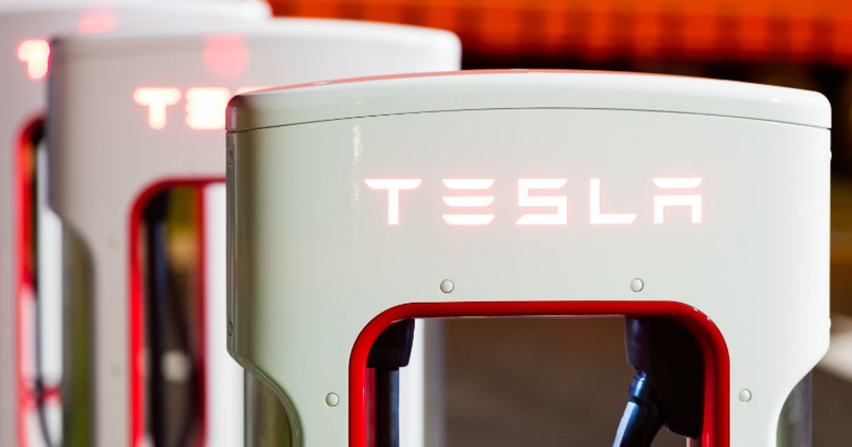 Researchers use charging station fake WiFi hack to steal Tesla - Vimarsana News