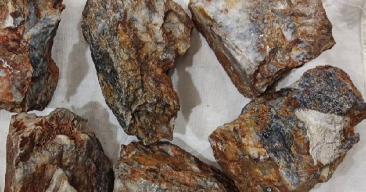 Helix Resources enhances Muriel Tank gold potential with rock chip ...