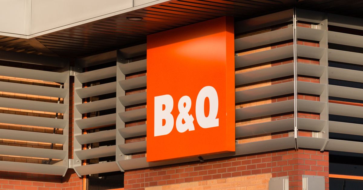 M&S, B&Q owner reportedly eye last-ditch bids for Homebase stores | LSE:MKS