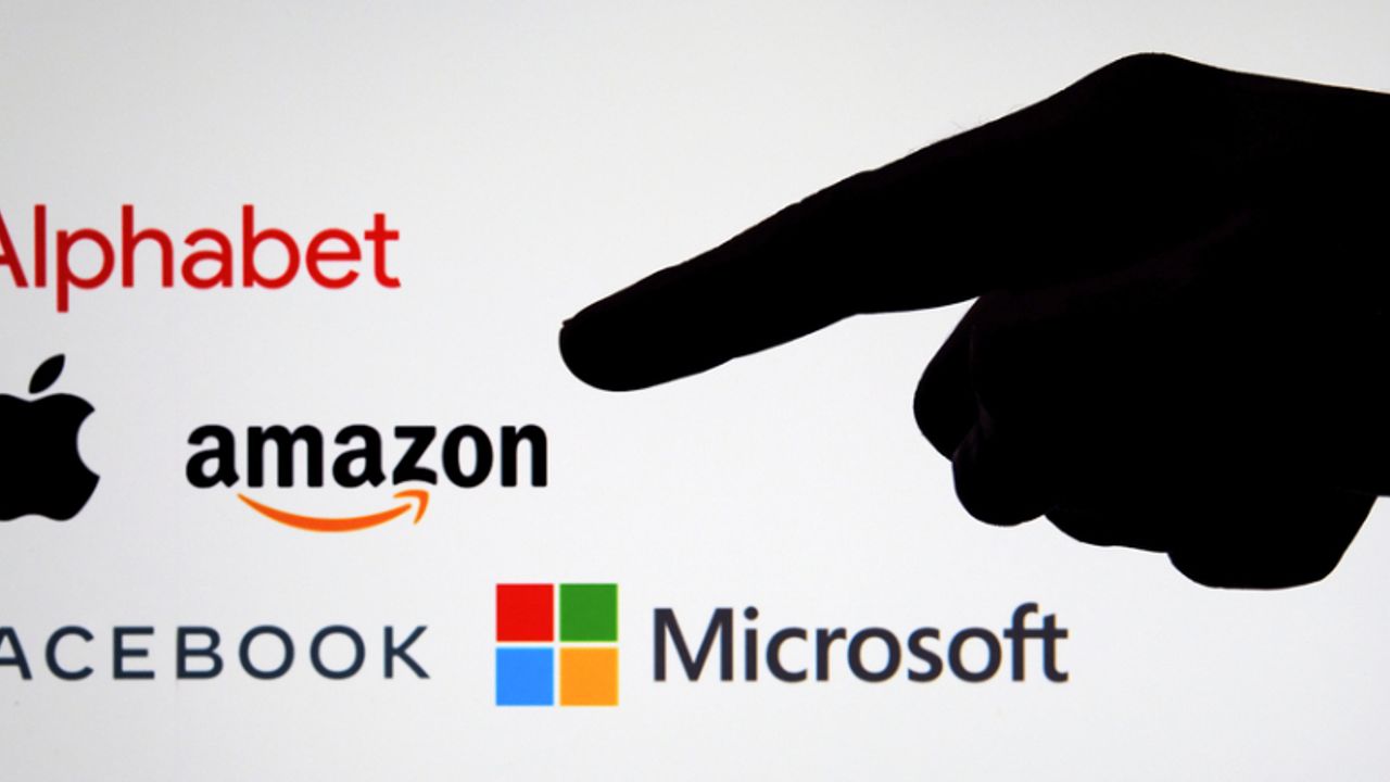 Apple Inc - Magnificent 7 poised to dominate Wall Street in 2025 after surpassing $18T valuation