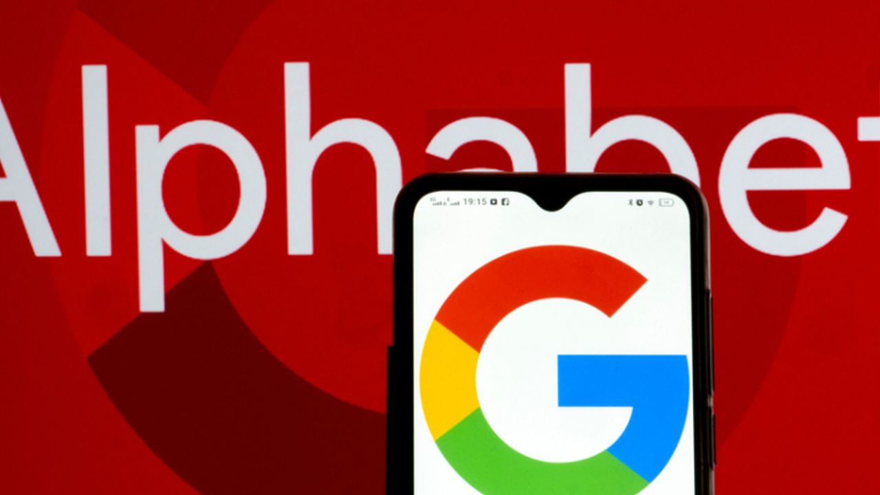 Alphabet Inc - Google faces fresh antitrust probe over Character.AI deal: