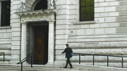 HSBC Holdings PLC - 