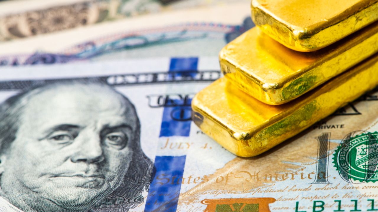 Gold: Next stop $3,200? This investment bank thinks it's a possibility 