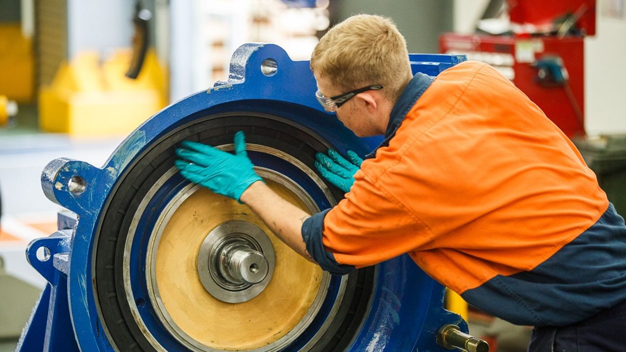 Weir: Digging into good news from its peers | LSE:WEIR