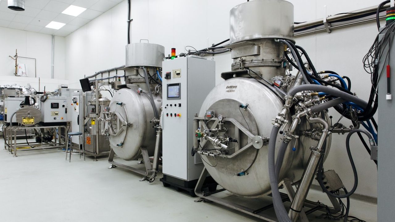 EnWave Corp - EnWave inks royalty-bearing commercial license agreement with US snack company