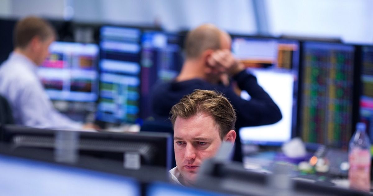 FTSE 100 Live: London blue-chips pick up as Wall Street tech hit by Oracle AI worries