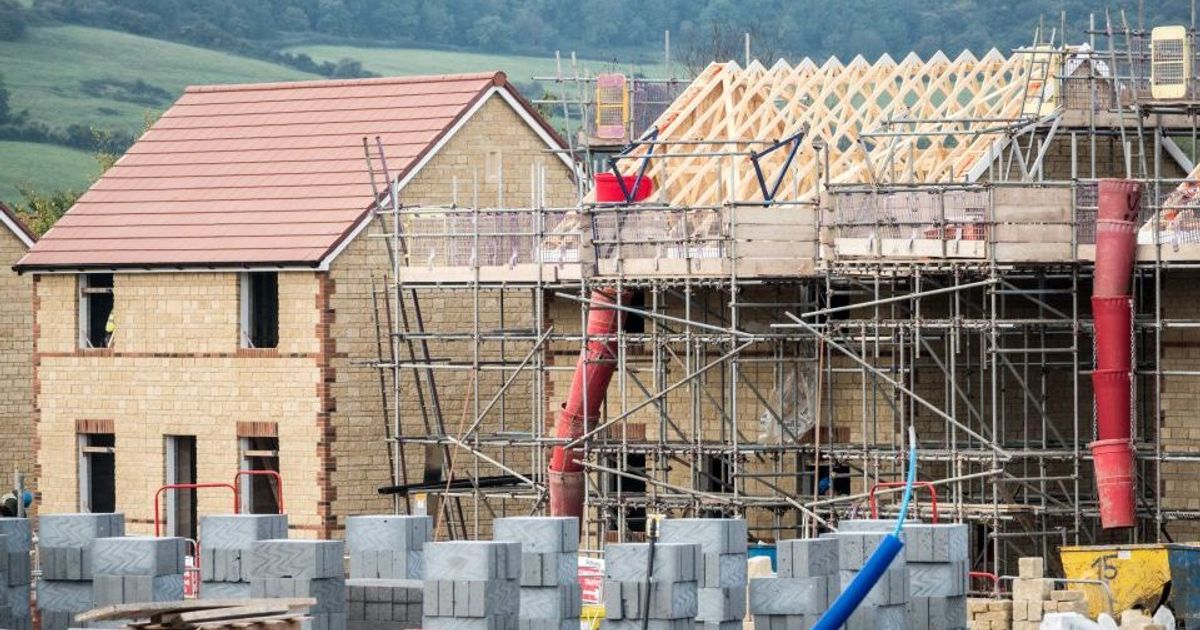 US banks turns more cautious on UK housebuilders as rate hopes...