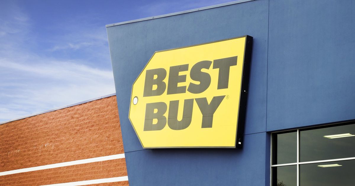 0 News Article Image Best Buy stock falls on appointment of company veteran as next CEO
