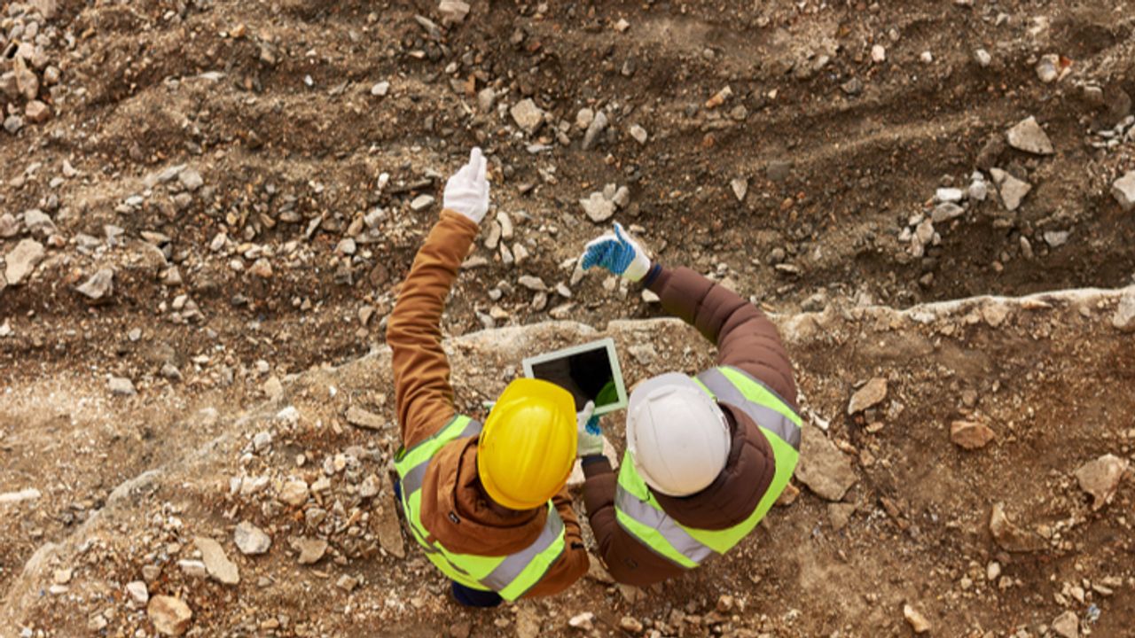 Metals One is a identifier, financier and developer - ICYMI