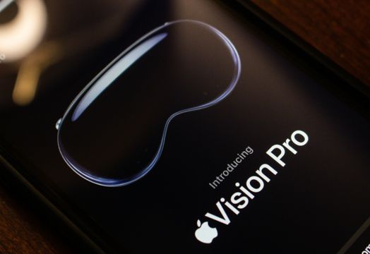 Apple Inc - Apple reportedly targeting 2027 launch for smart glasses amid AI refinement efforts