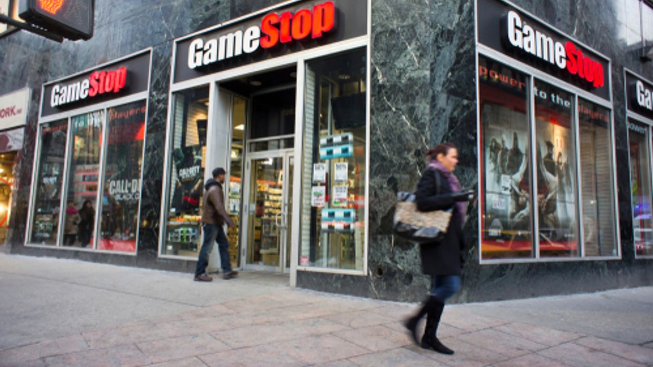 GameStop CEO Cohen drops $35B bonus plan amid eBay bid push, shareholder lawsuit