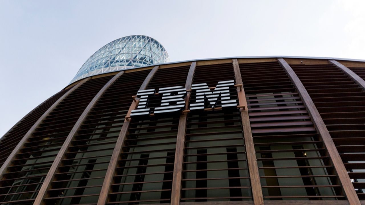 Red Hat - IBM shares plummet as preliminary second quarter results miss expectations