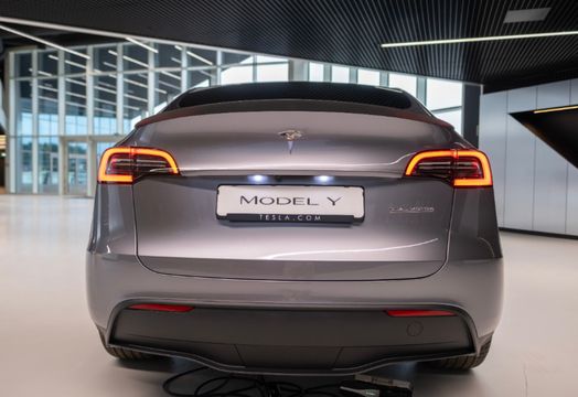 Tesla Inc - 