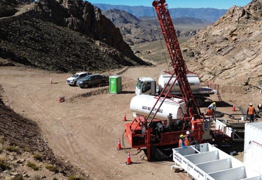 NewPeak Metals soars more than 100% intraday after Las Ope&ntilde;as discovery