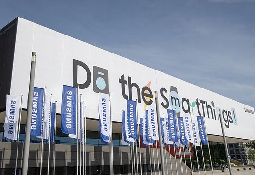 Samsung Electronics - 