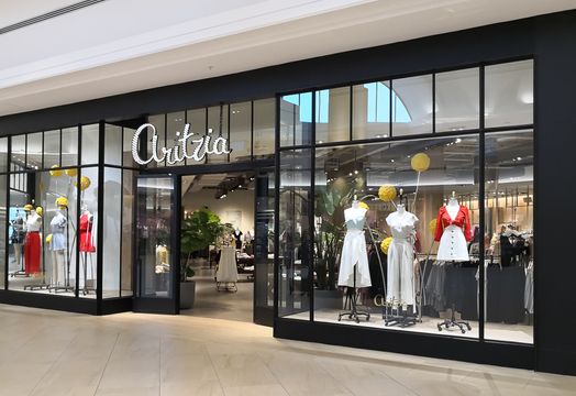 Aritzia Inc - Aritzia tops Q1 earnings estimates, raises full-year revenue outlook