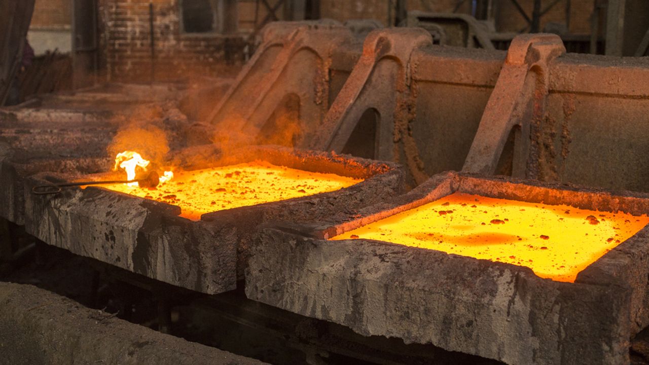 Vesuvius warns steel division issues are proving costlier than expected ...