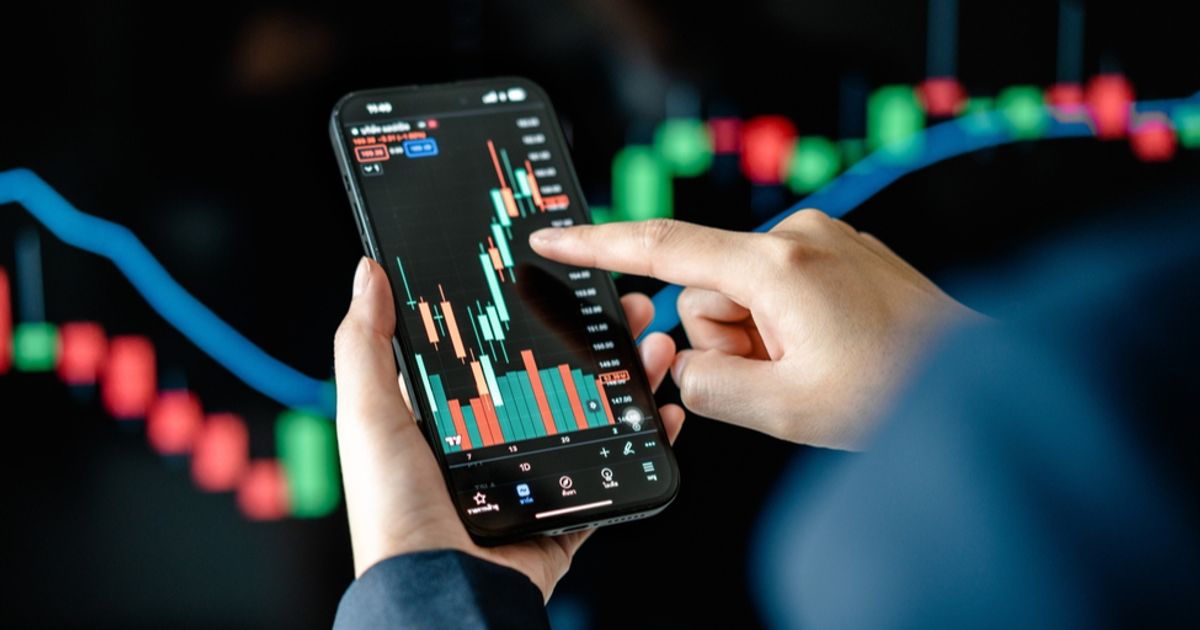 Canaccord Genuity reiterates Sell on 3i Infrastructure, calling shares fully valued