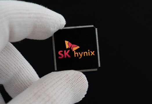 SK Hynix Inc - SK Hynix backed by Wedbush as memory undersupply persists
