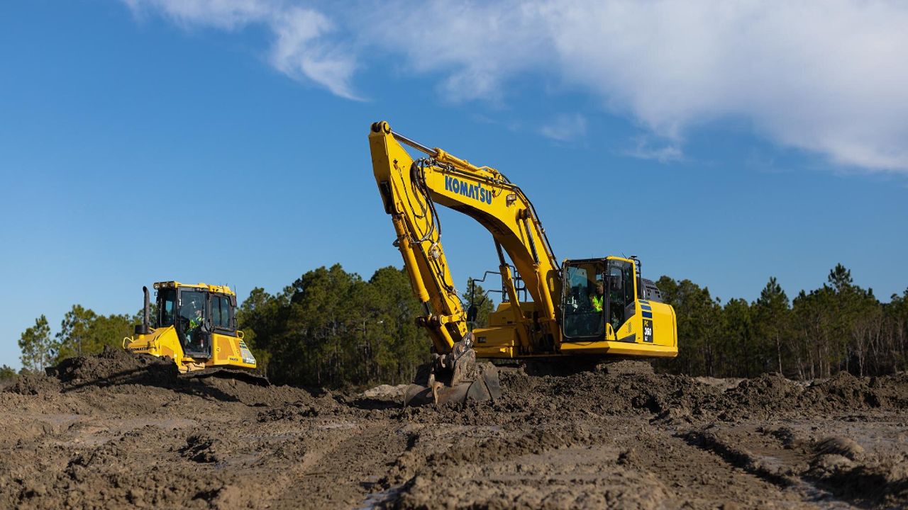 Komatsu pushes autonomy beyond haul trucks with AIM partnership
