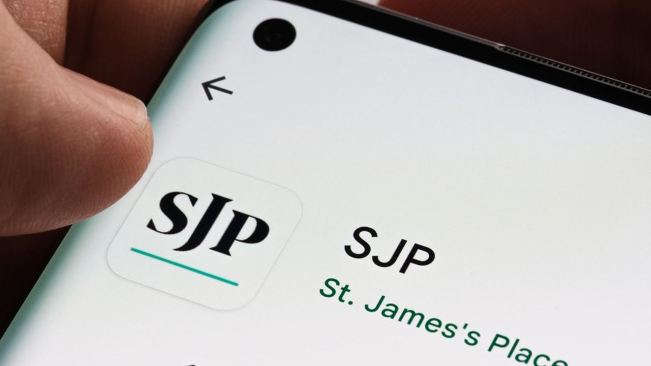 St James's Place PLC - St James's Place lags rivals as UK fund flows jump 39%