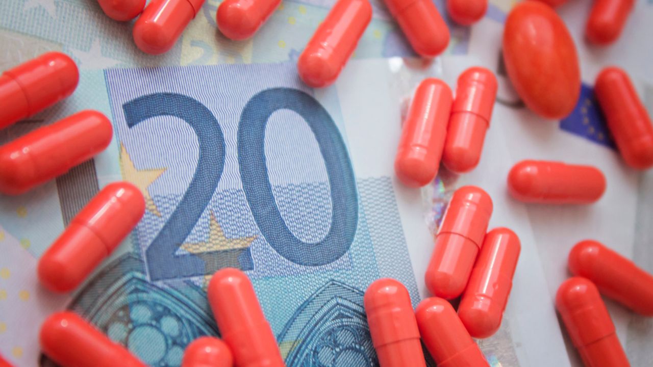 Deutsche Bank trims Oxford BioMedica target by 26% after weak trading ...