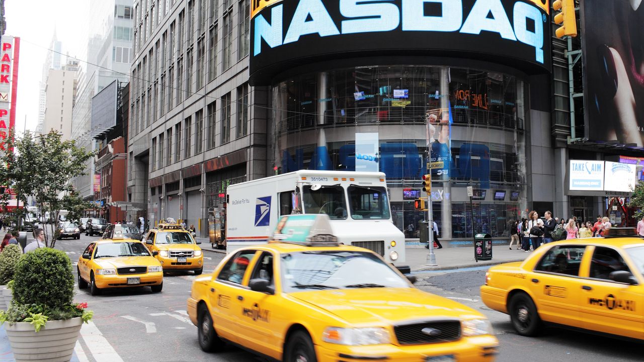US markets liveblog Thursday