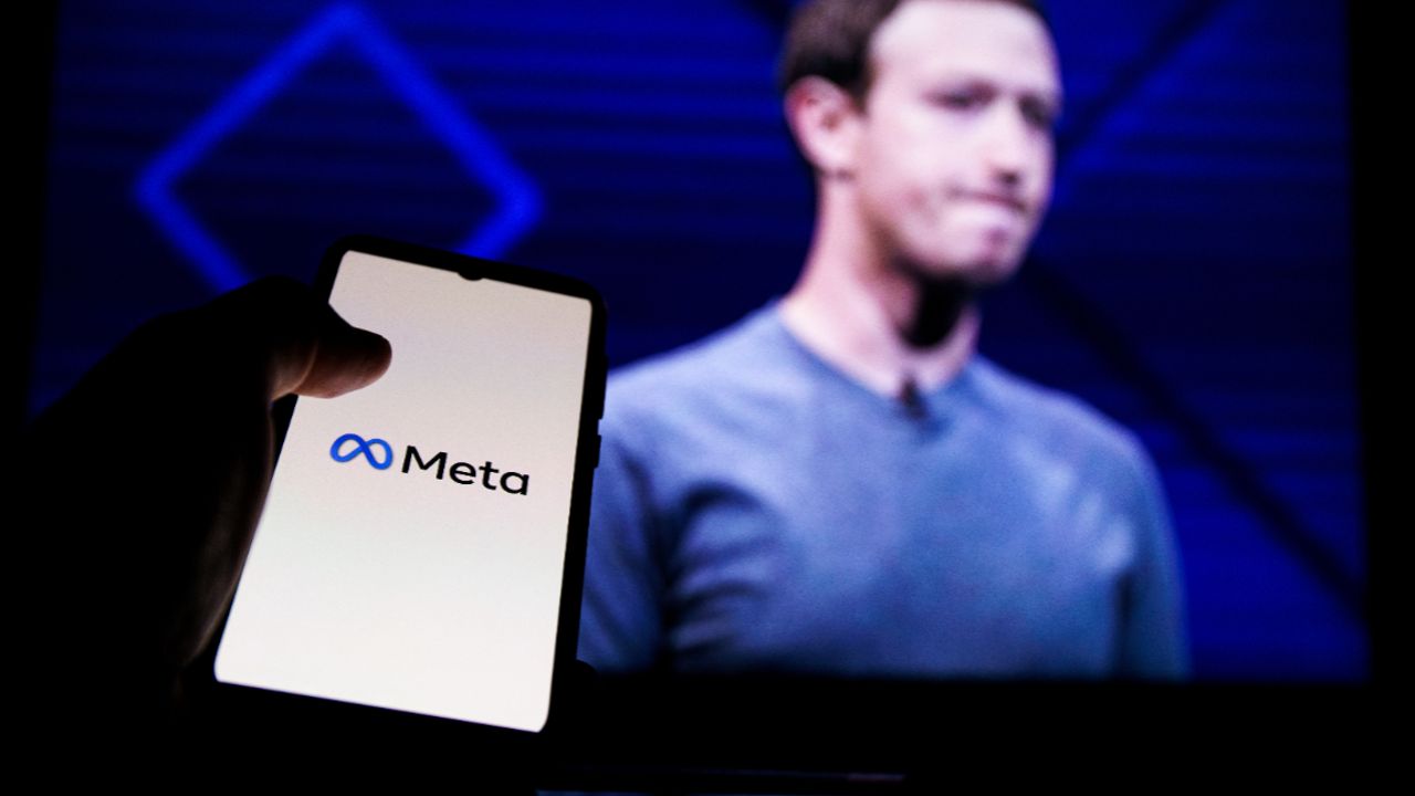 Meta Platforms Inc - Meta Platforms pullback creates upside opportunity as valuation discount widens, analysts say