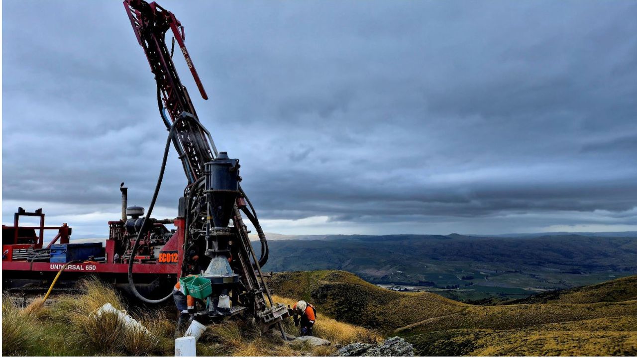 Critical Resources expands Mavis Lake lithium footprint, commences New ...