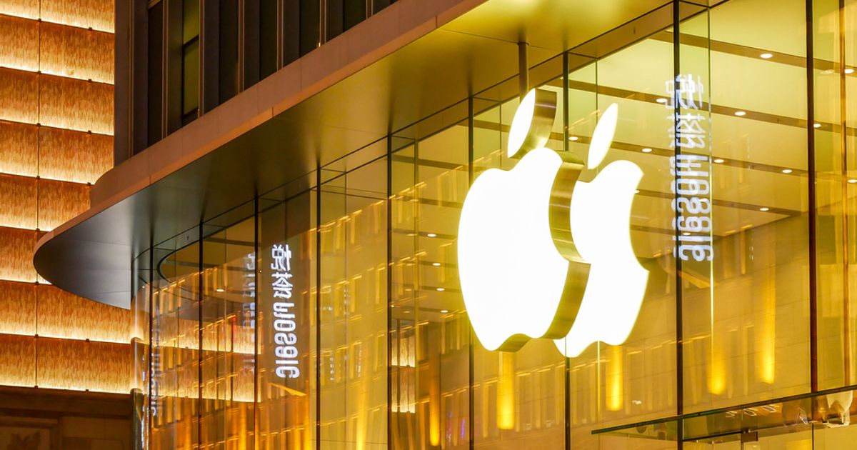 Tech-focused bank backs Apple ahead of AI ‘renaissance’ and sees...