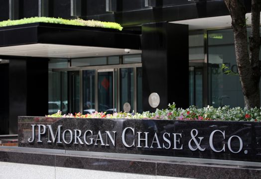 JPMorgan Chase & Co - JPMorgan shares slip on Q4 investment banking miss