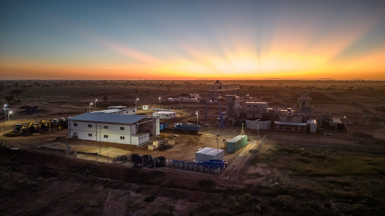 NextSource Materials closes $25M LIFE Offering to support UAE battery ...