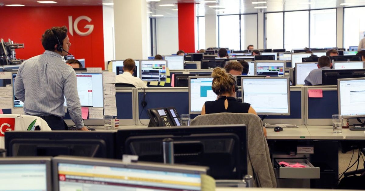 IG Group keeps broker ‘buy’ backing despite core and Underdog risks