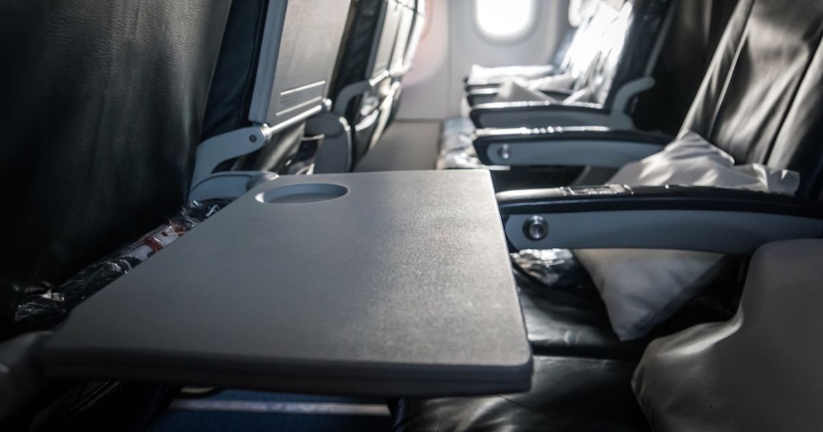 United Airlines Revenue Hits a Record, but Fuel Costs Limit the Payoff