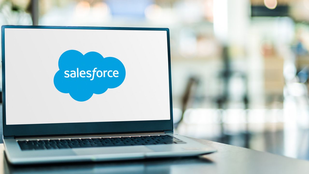 Salesforce to buy AI analytics platform Loops for Tableau | NYSE:CRM ...