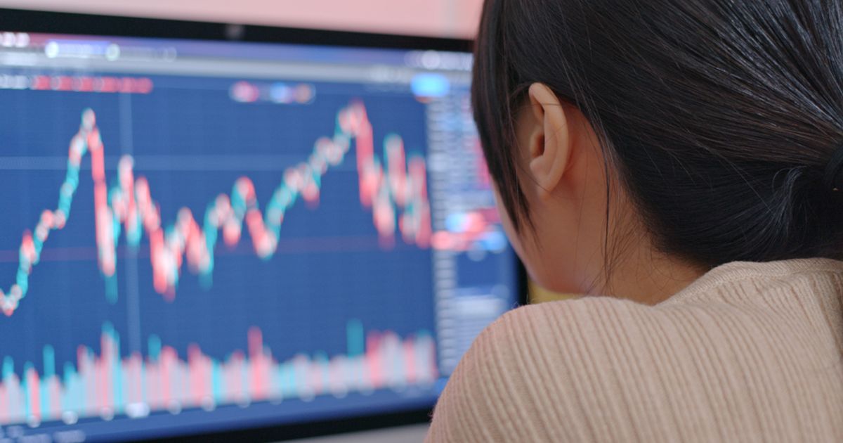 Afernoon rebound leaves US benchmarks mixed on the day but can't salvage a losing week - Vimarsana News