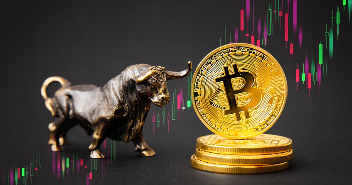 Ethereum slows pace but Bitcoin steams ahead in mid-week surge - Vimarsana News