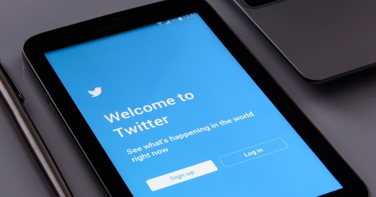Former Twitter Inc executive claims platform is unaware of number of bots on site - Vimarsana News