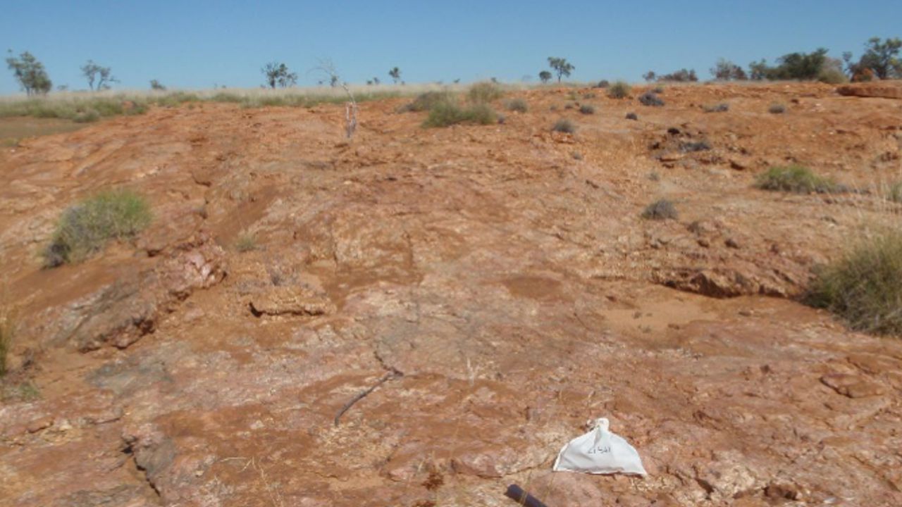 MetalsGrove Mining shares jump on identifying lithium pegmatite ...